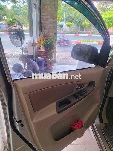 Toyota Innova 2014 E - 150000 km