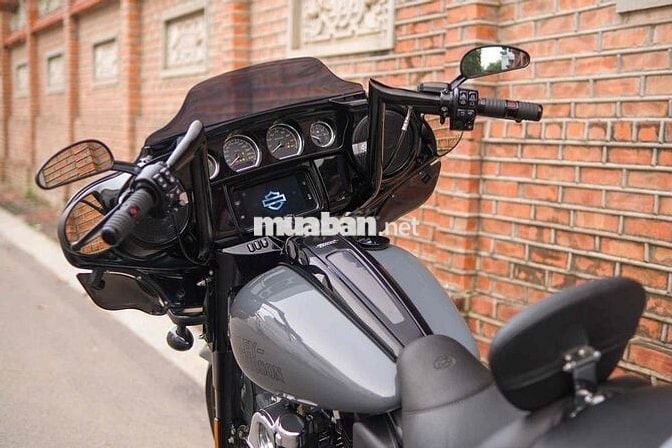 Phúc Lai Motor_ Bán Harley Davidson StreetGlide ST