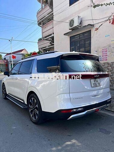 Kia Carnival 2023 Signature 2.2D-7 chỗ,ODO 50116km