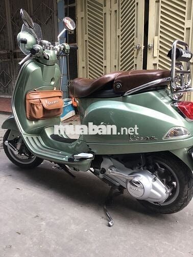 Vespa LXV nhập khẩu chất như nước cất