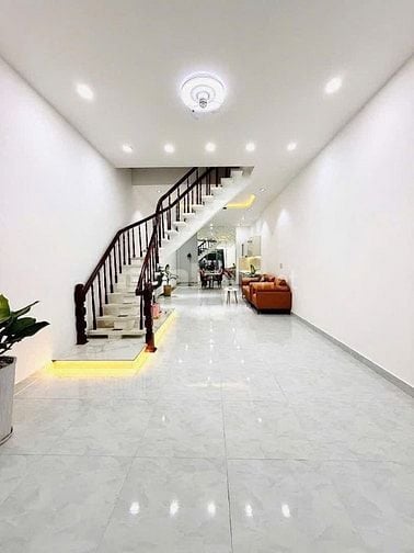 Nhà hẻm xe hơi Nguyễn Hữu Cảnh, Bình Thạnh. Ngay cầu Thủ Thiêm
