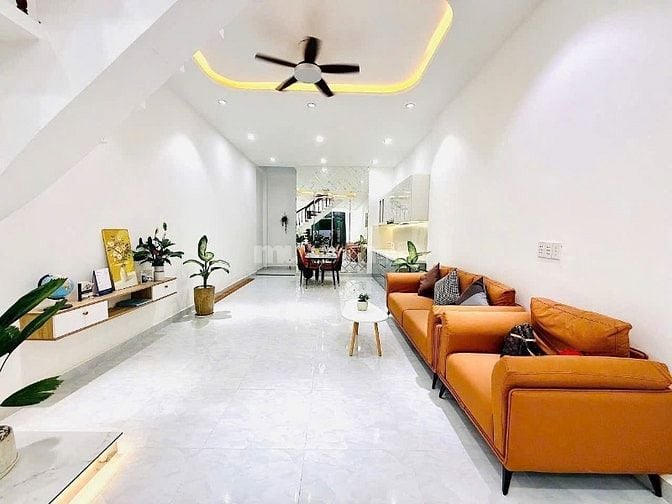 Nhà hẻm xe hơi Nguyễn Hữu Cảnh, Bình Thạnh. Ngay cầu Thủ Thiêm