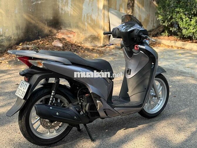 BÁN SH 125VN 2013 UP ÁO Ý CÔNG CHỨNG LIỀN