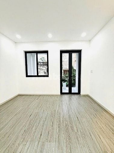 Nhà mặt tiền kinh doanh đường Cô Giang.Gần chợ Phú Nhuận, Giá 3,260 tỷ