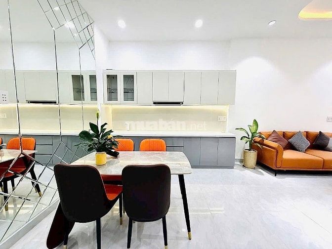 Nhà mặt tiền kinh doanh đường Cô Giang.Gần chợ Phú Nhuận, Giá 3,260 tỷ