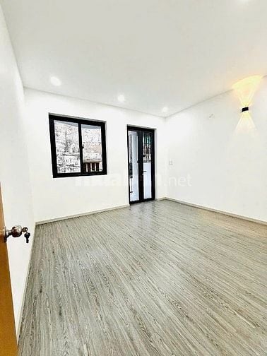 Nhà mặt tiền kinh doanh đường Cô Giang.Gần chợ Phú Nhuận, Giá 3,260 tỷ