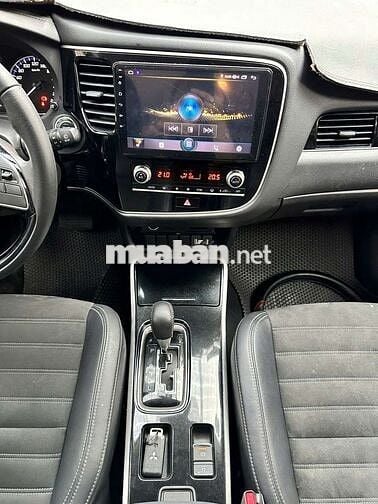 Mitsubishi Outlander 2022 2.0 CVT - 38000 km