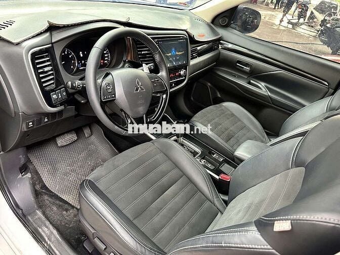 Mitsubishi Outlander 2022 2.0 CVT - 38000 km