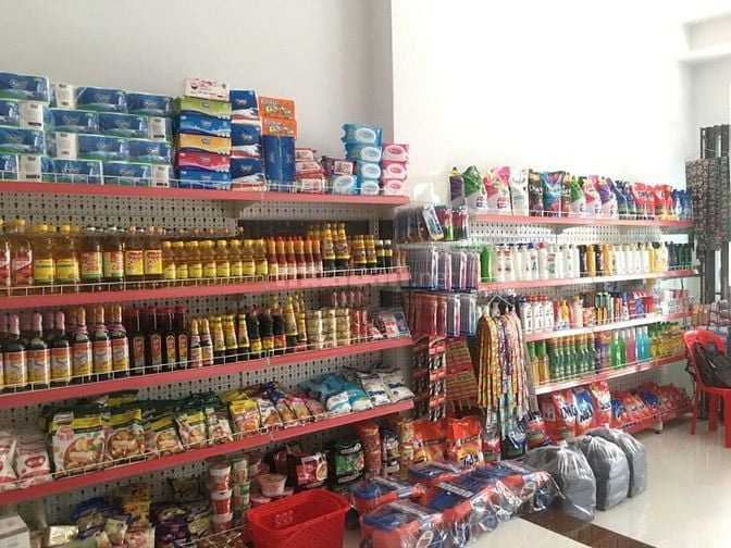 Dịp qua lễ bổ xung gấp nhân viên làm trực tiếp tại cửa hàng 