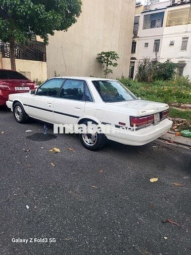 Toyota Camry 1987 2.0 MT - 222222 km