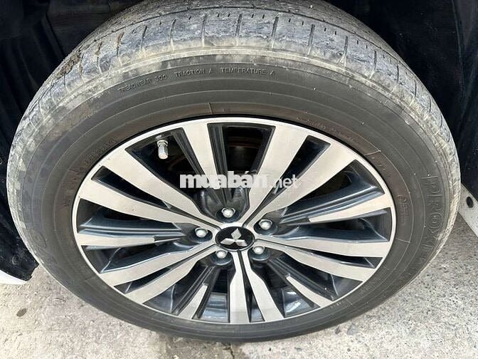 Mitsubishi Outlander 2022 2.0 CVT - 38000 km