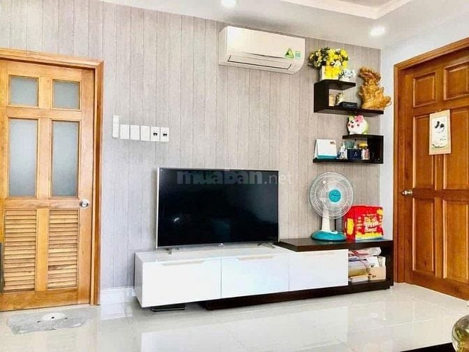 Chung cư Lotus, 31 Trịnh Đình Thảo, TP: 3p ngủ, 2wc 90m2, giá 11tr5