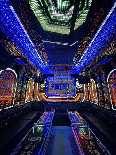 TUYỂN NHÂN VIÊN PHỤC VỤ KARAOKE TẠI BÌNH DƯƠNG