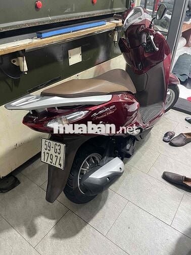 cần bán xe lead 2023 nhà đi chính chủ !