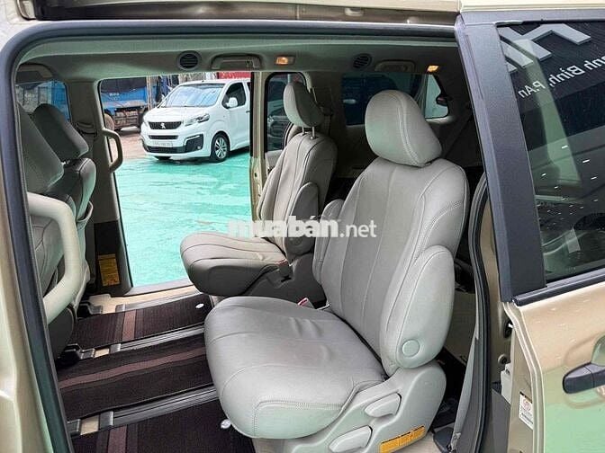 Toyota Sienna 2010 nhập mỹ xe gia đình 1 chủ