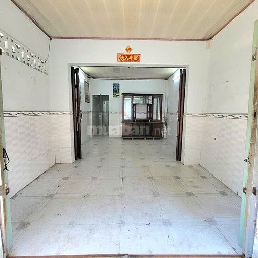 Gần cầu Tân Thuận, DT 4x13m, chỉ 3,7 Tỷ