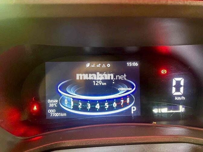 Toyota Veloz Cross Top 2022 xem xe có thương lượng