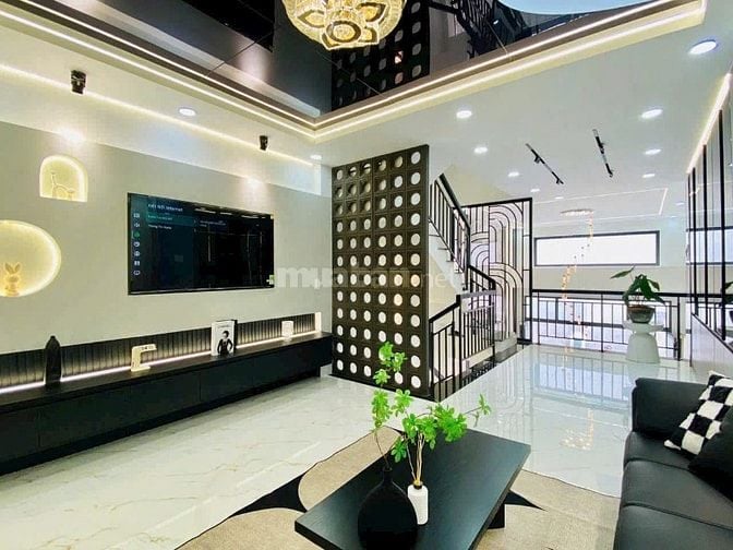Kẹt tiền bán gấp nhà SHR DT 49m2 giá 3 tỷ 100 triệu Đường số 4, Gò Vấp