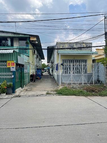 Cần bán 2 dãy trọ ngay KCN Tây Bắc giá chỉ 1tỷ390 DT 10x20,5 -SHR