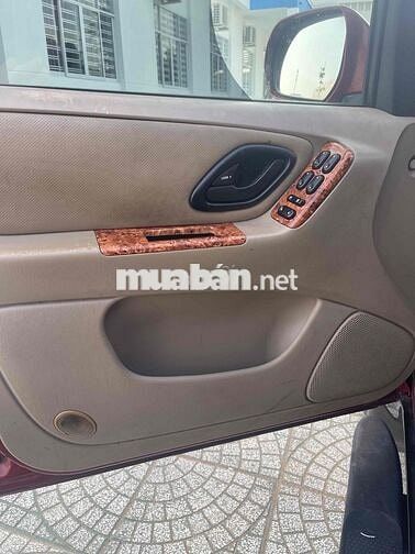Ford Escape 2004 2.3L XLS - 234567 km