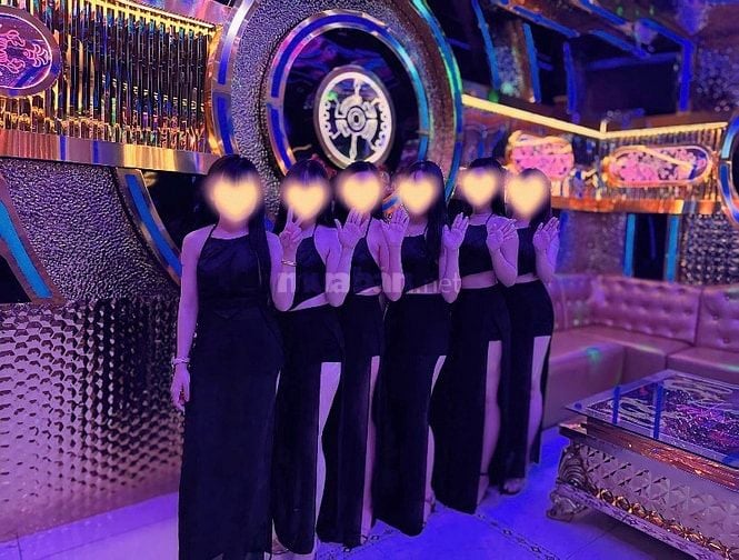 Tuyển Gấp Nhân Viên Phục Vụ Karaoke Tại Thủ Đức - Bình Dương