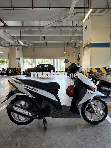 1 ĐỜI CHỦ BÁN XE CLICK 110 2010