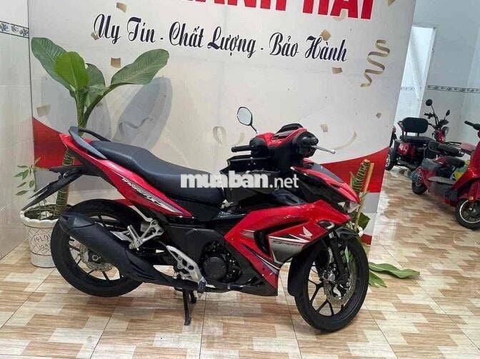 WINER X BSO 72 áo keo nguyên con