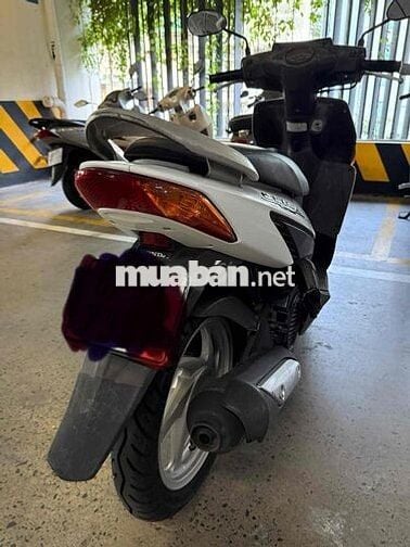 1 ĐỜI CHỦ BÁN XE CLICK 110 2010