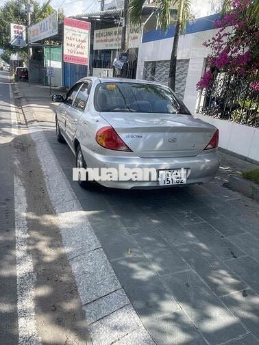 Kia Spectra 2004 1.6 MT - 131000 km