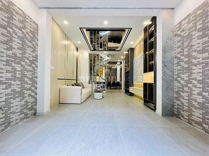 Bán nhà sổ hồng riêng 60.3m2 đường Cô Giang, Quận 1. Giá 6 tỷ 500 