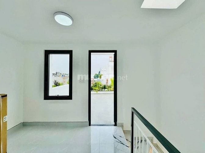 CHÍNH CHỦ GIẢM MẠNH 500TR CẦN BÁN GẤP NHÀ MỚI XÂY GÒ VẤP 3 LẦU ĐÚC