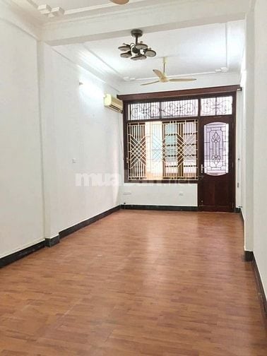 Chính chủ bán gấp nhà số 30 Ngõ 81 Láng Hạ - Ba Đình - Hà Nội