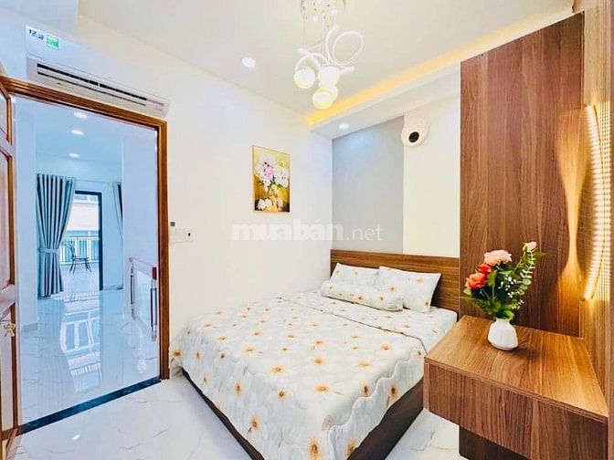 Nhà ngợp Đ.Nguyễn Trãi, P2, Quận 5. GIÁ 4TỶ2. DT 48m2 SHR Cho thuê HĐ