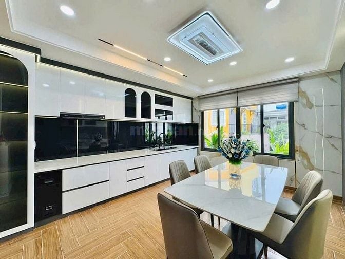 CHÍNH CHỦ GIẢM MẠNH 500TR CẦN BÁN GẤP NHÀ MỚI XÂY GÒ VẤP 3 LẦU ĐÚC