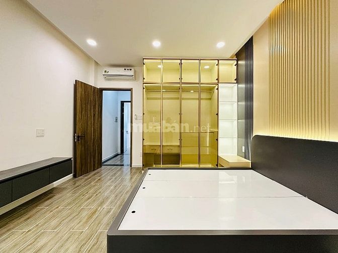 Bán nhà sổ hồng riêng 60.3m2 đường Cô Giang, Quận 1. Giá 6 tỷ 500 