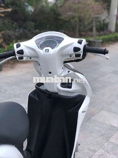 Honda Vision dky 2024 bản sport mới 99%