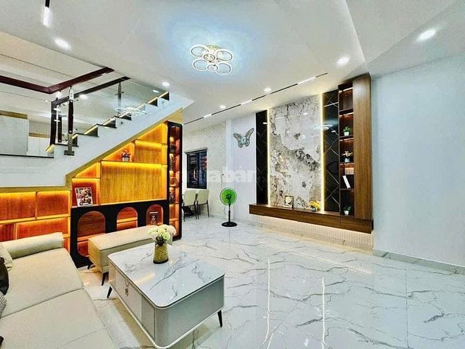 NHÀ CHO THUÊ 12 TR/THÁNG NGAY CHỢ HỒ THỊ KỶ, P1, QUẬN 10 | GIÁ 3 TỶ 