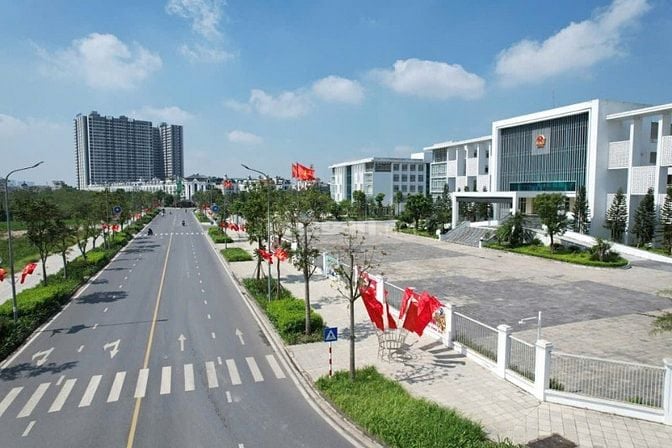 Bán nhà Trâu Quỳ - 30 m2 - Nhà mới tinh, sẵn về ở, ô tô đỗ 20m