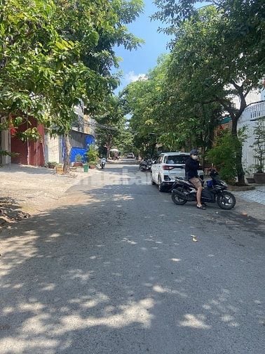 Cho thuê kho 280m² – đường nhựa 10m, xe tải Đặng Thuỳ Trâm . P13.BT