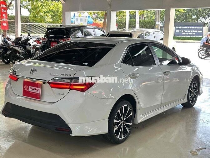 Toyota Corolla Altis 2022 1.8 G - 57400 km. 1 chủ