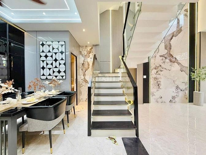 Bán nhà ngay chợ TÂN ĐỊNH  HUỲNH TỊNH CỦA, QUẬN 1 3,290 TỶ/58m2 SHR