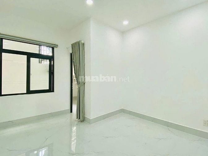 Nhà ngộp giá 2tỷ450tr DT 54.3m2 Nguyễn Văn Săng, Tân Sơn Nhì, Tân Phú