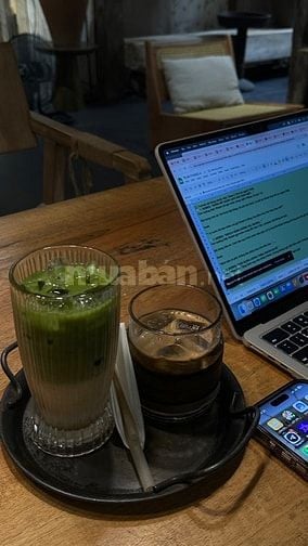 Cần Nhân Viên Bán Đồ Đóng hộp Socola & Matcha - Trưng Bày Lên Kệ