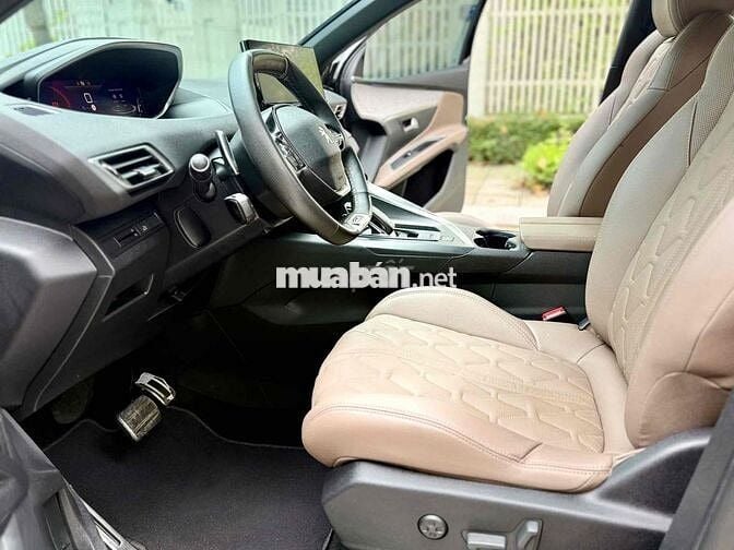Peugeot 3008 GT 1.6 AT sản xuất 2022