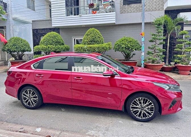 Kia K3 2022 2.0 Premium - 16000 km