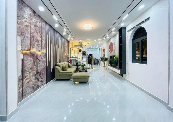 BÁN GẤP GIẢM LỘC NHÀ ĐẸP Đ. Âu Dương Lân Q8, gần TH ADL. DT: 70m2