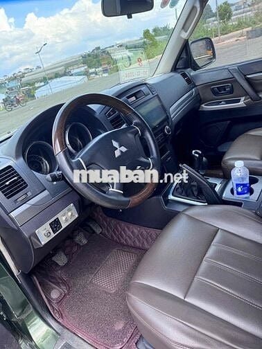 Mitsubishi Pajero 2009 - 140000 km