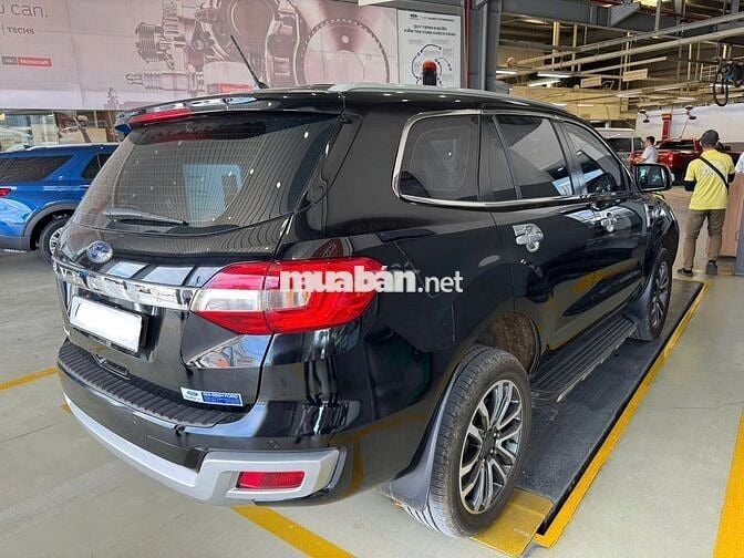 Ford Everest Titanium 2.0L AT 4x2 2021 Chất xe đẹp