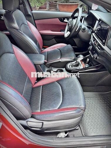 Kia K3 2022 2.0 Premium - 16000 km