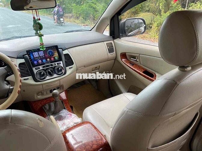 Toyota Innova 2007 G - 190000 km